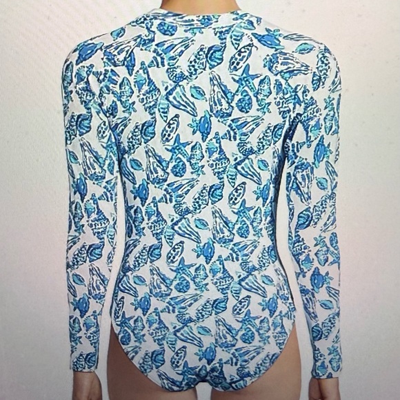 Lilly Pulitzer, NWT, Blue and White Long Sleeve Swimsuit‎ size 6 - Picture 2 of 6